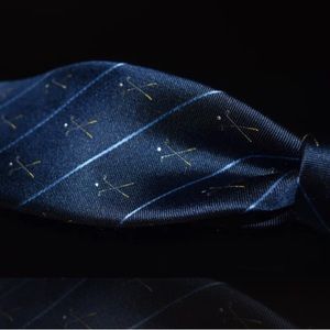 NWOT The Tie Bar Stain Resistant Blue Stripe Golf Club Silk Tie